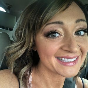 Meet your Posher, Yvonne